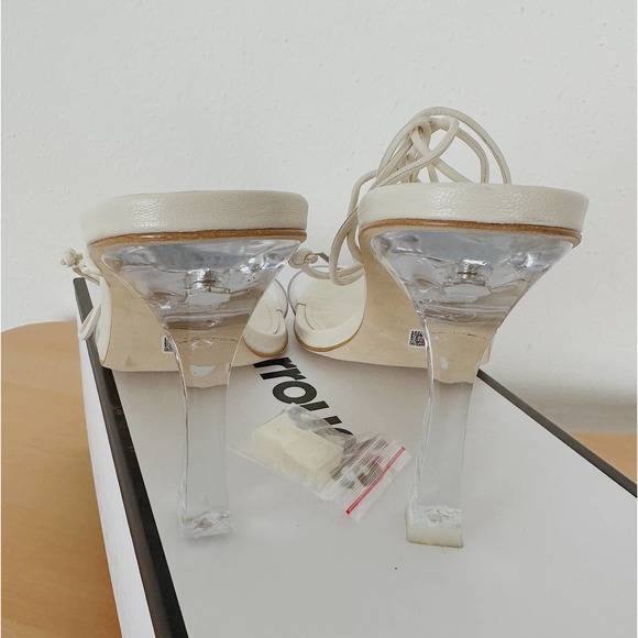 Larroude Gloria Heel in Ivory Size 7 - Picture 6 of 11